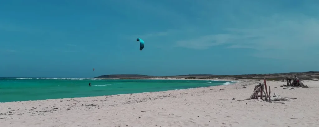Grapefield-Beach-Aruba-1108x623x0x90x1108x442x1730396707